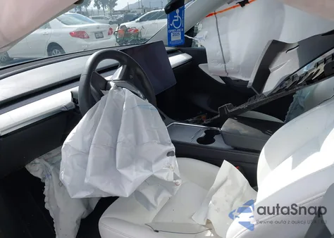 2022 Tesla Model Y Long Range Dual Motor All-Wheel Drive из США, поврежденный, VIN 7SAYGDEE0NF329786